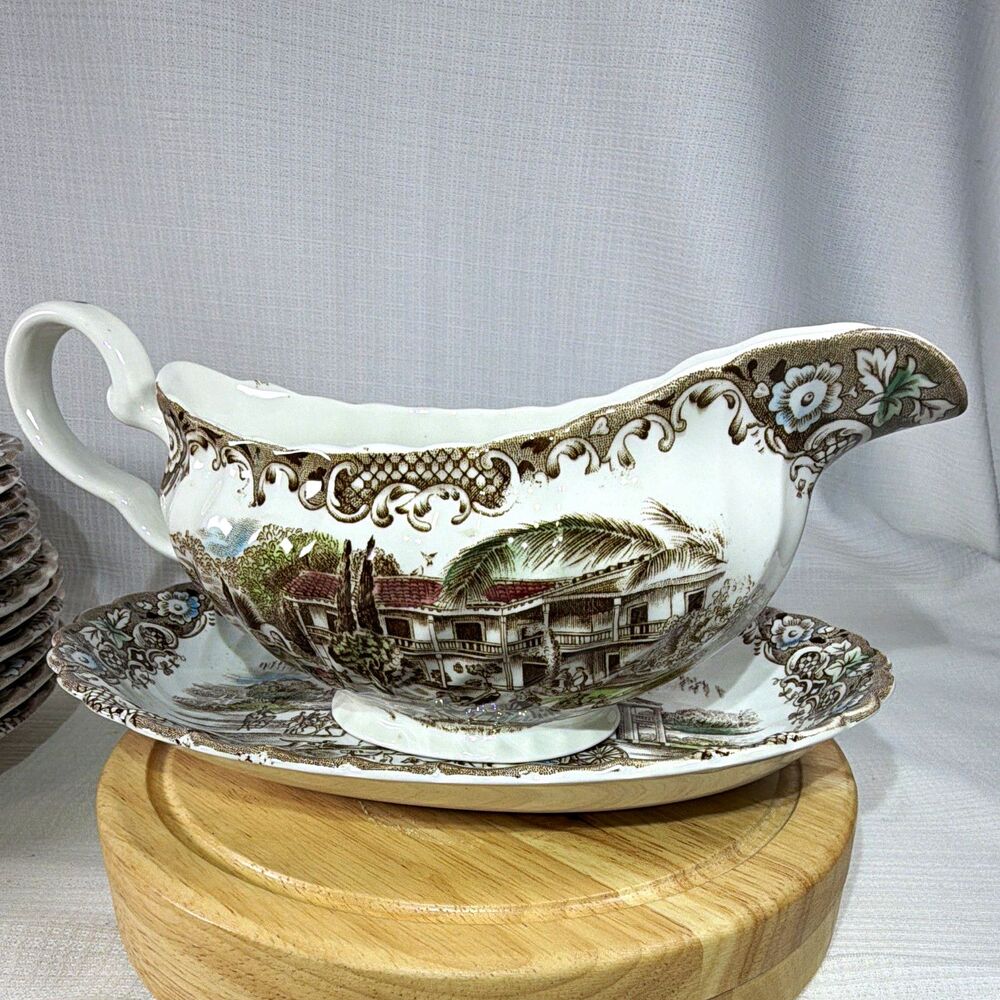 Johnson Brothers Heritage Hall Southern Plantation Gravy Boat & Underplate Set